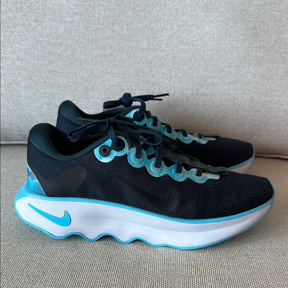 Nike WMNS Motiva Size US 8.5